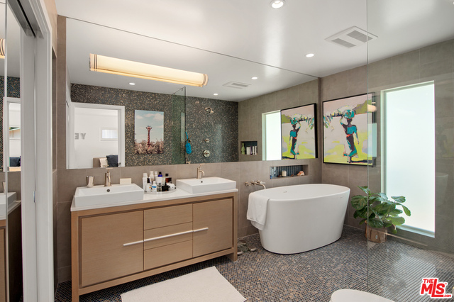 6107 Paseo Cyn Drive Malibu, CA 90265 - Photo 17 of 22