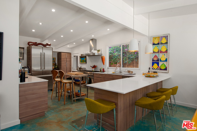 6107 Paseo Cyn Drive Malibu, CA 90265 - Photo 6 of 22