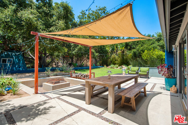 6107 Paseo Cyn Drive Malibu, CA 90265 - Photo 10 of 22