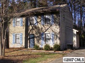6215 Trysting Road Charlotte, NC 28227 - Photo 1 of 8 Gallery Image 1