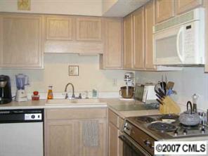 6215 Trysting Road Charlotte, NC 28227 - Photo 2 of 8 Gallery Image 2