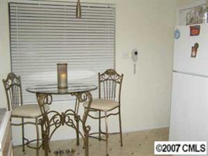 6215 Trysting Road Charlotte, NC 28227 - Photo 3 of 8 Gallery Image 3