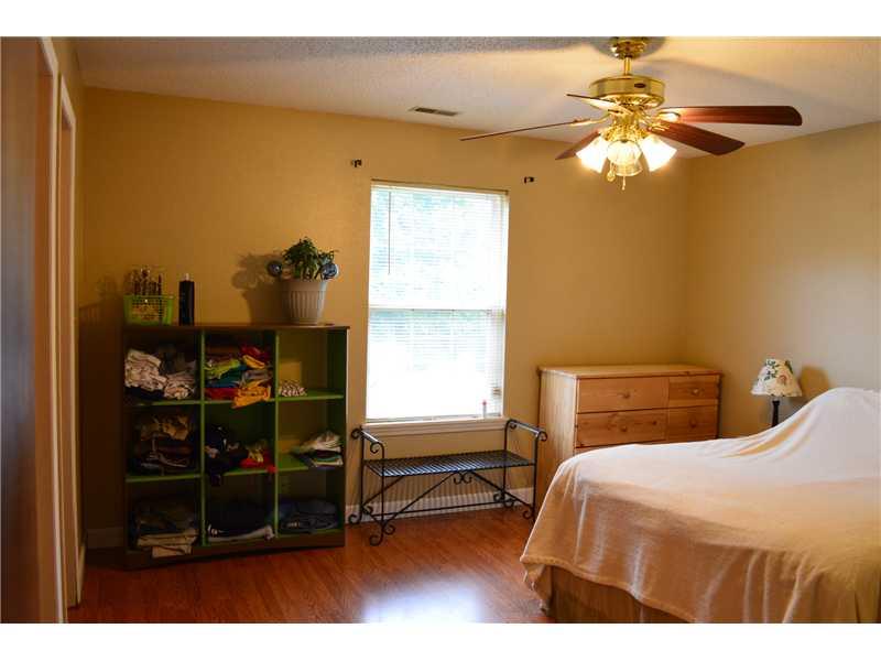 5378 Milhouse Road Indianapolis, IN 46221 - Photo 5 of 7