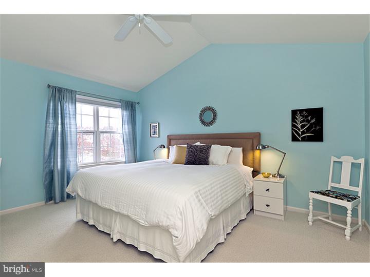 95 Windsor Pond Road Princeton Junction, NJ 08550 - Photo 12 of 16
