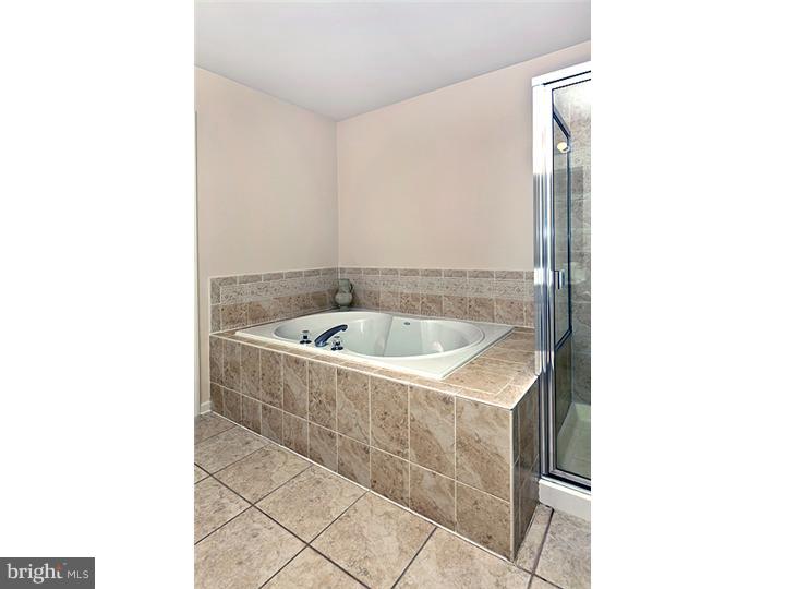 95 Windsor Pond Road Princeton Junction, NJ 08550 - Photo 15 of 16