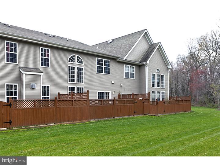 95 Windsor Pond Road Princeton Junction, NJ 08550 - Photo 3 of 16