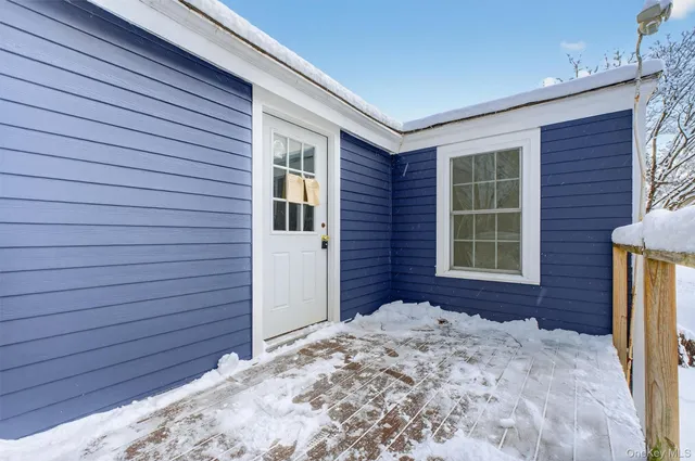 a view of yard with large trees
