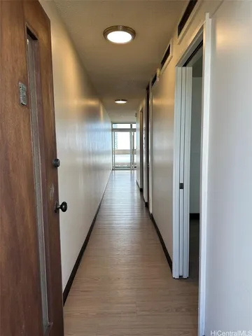 $2,000 | 500 University Avenue, Unit 2205, Honolulu, HI 96826