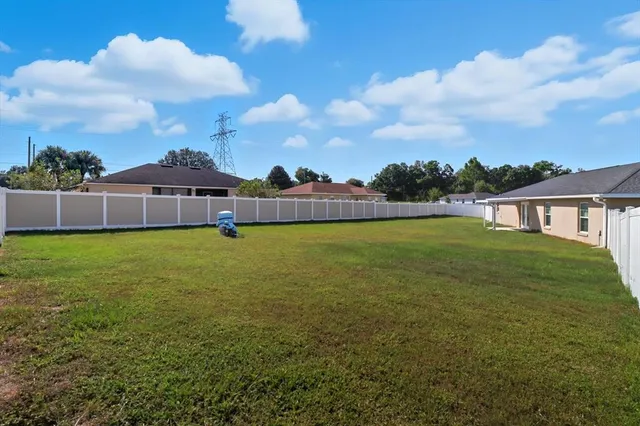 a view of an outdoor space and tv