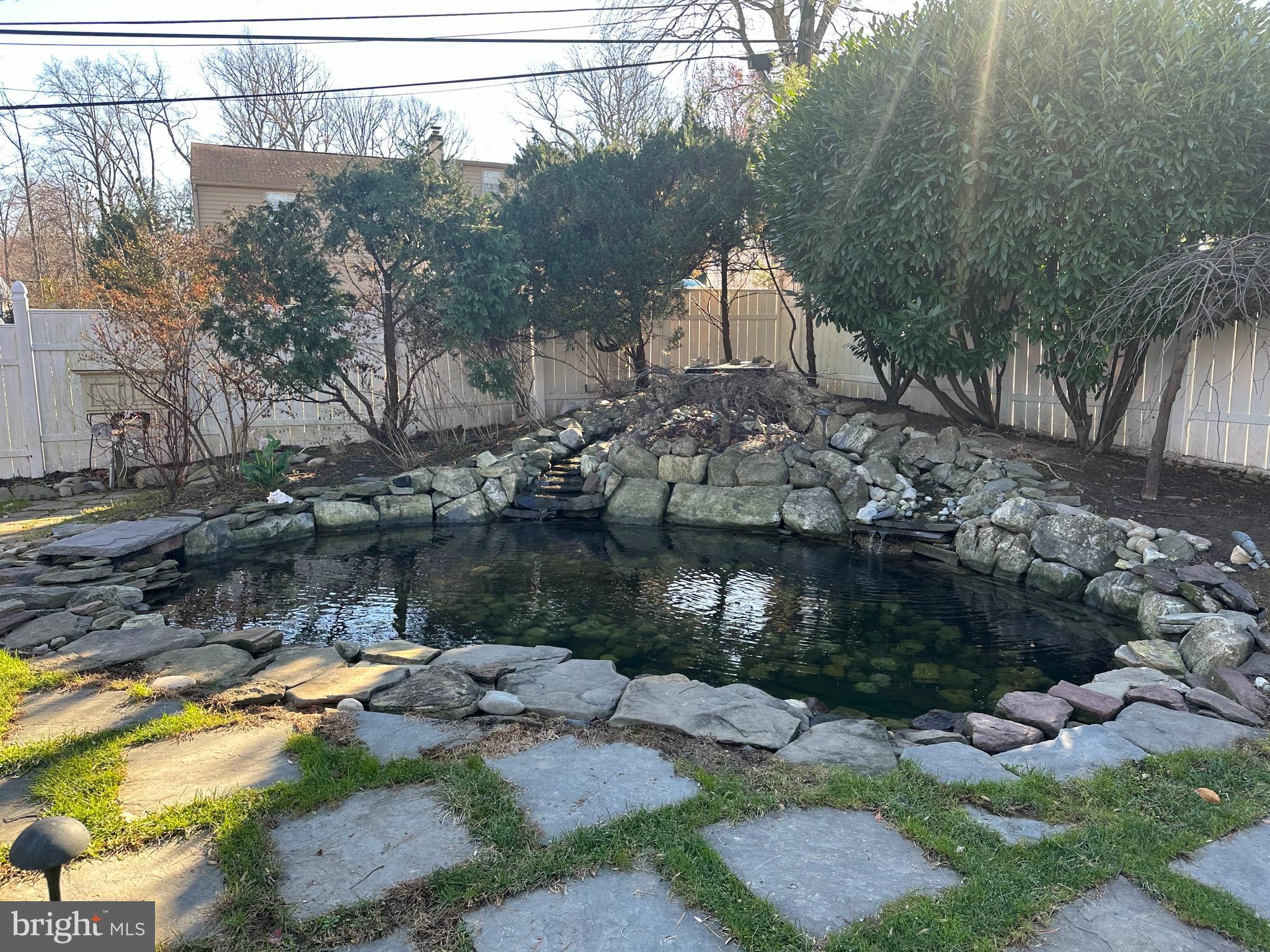 172 Windmill Road Willow Grove, PA 19090 - Photo 11 of 31 Gallery Image 11