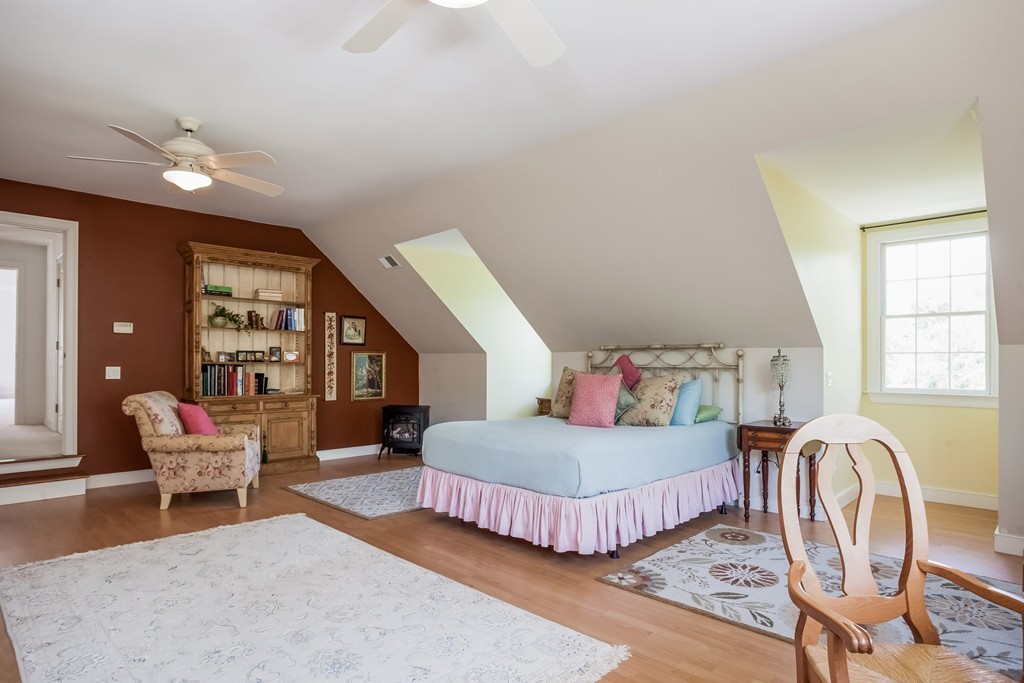 26 R Pine Island Road Mattapoisett, MA 02739 - Photo 13 of 30 Gallery Image 13