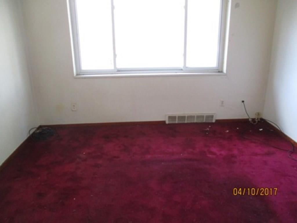 1580 Hunter Road Penn Hills, PA 15147 - Photo 2 of 10 Gallery Image 2
