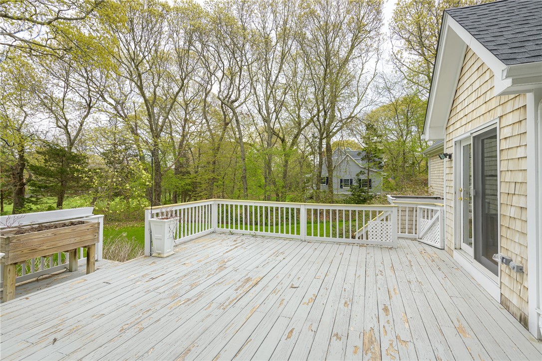 30 Wicklow Road Westerly, RI 02891 - Photo 9 of 49