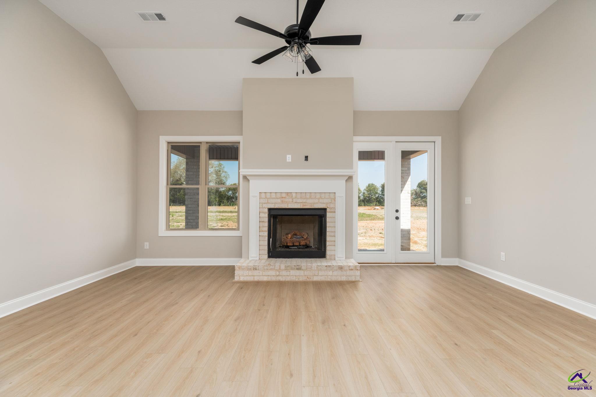 207 Farmland Circle Perry, GA 31069 - Photo 7 of 35
