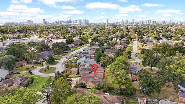 $4,200 | 3543 Rosedale Street, Houston, TX 77004