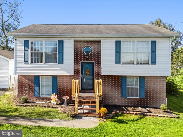 $350,000 | 2425 3rd Street, Middletown, VA 22645