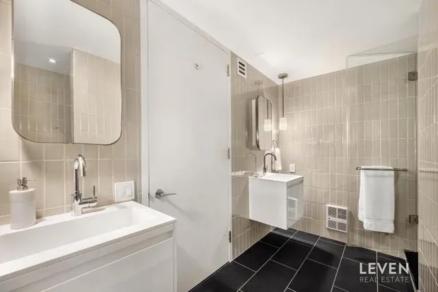 $1,500,000 | 340 East 23rd Street, Unit 11D | Gramercy