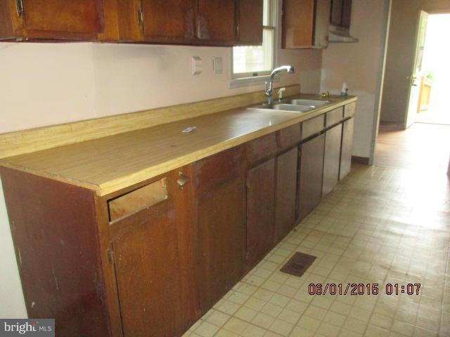 21786 Wasp Road Lexington Park, MD 20653 - Photo 6 of 7 Kitchen