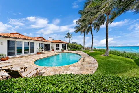 $23,900,000 | 613 South Beach Road, Hobe Sound, FL 33455