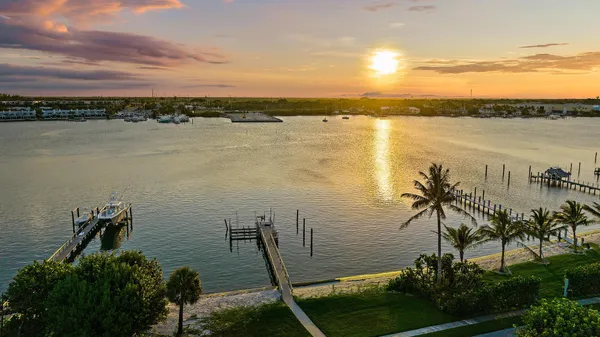 $22,900,000 | 613 South Beach Road, Jupiter, FL 33469