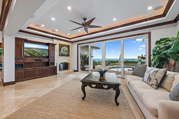 $22,900,000 | 613 South Beach Road, Jupiter, FL 33469