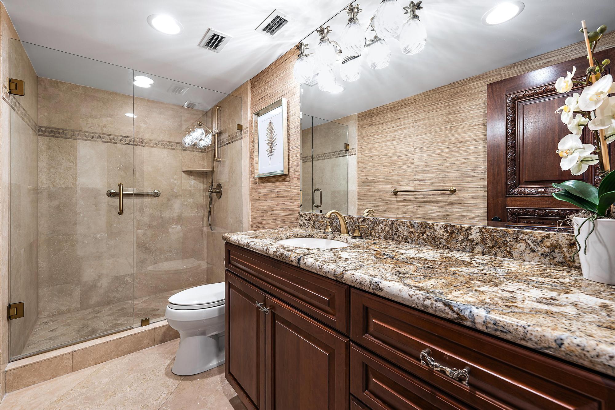 613 South Beach Road Hobe Sound, FL 33455 - Photo 65 of 74 Guest bathroom