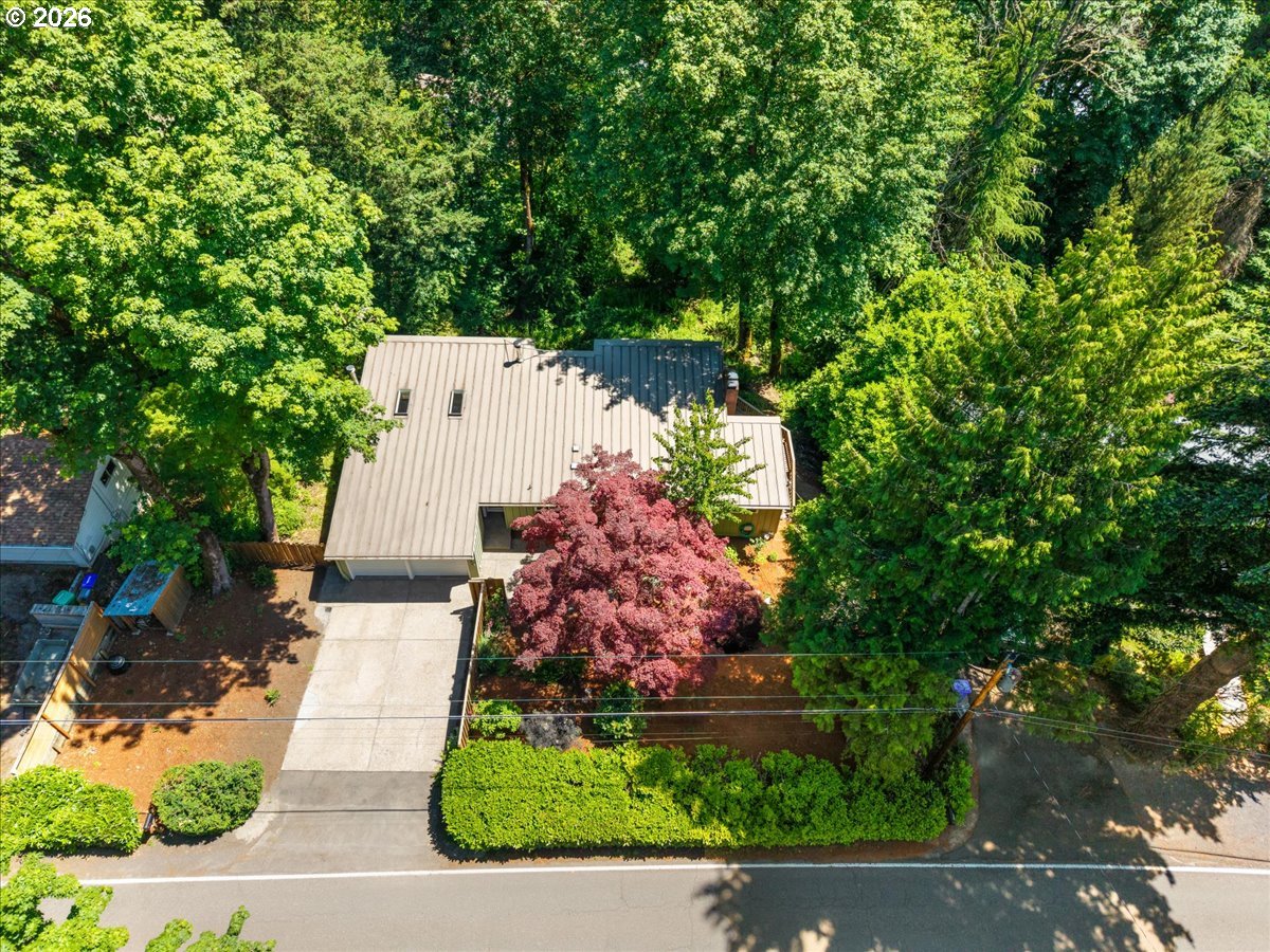 10332 Southwest Lancaster Road Portland, OR 97219 - Photo 46 of 48