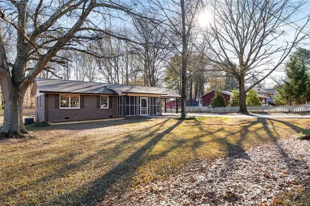 $300,000 | 47 Chickasaw Trail, Cartersville, GA 30120