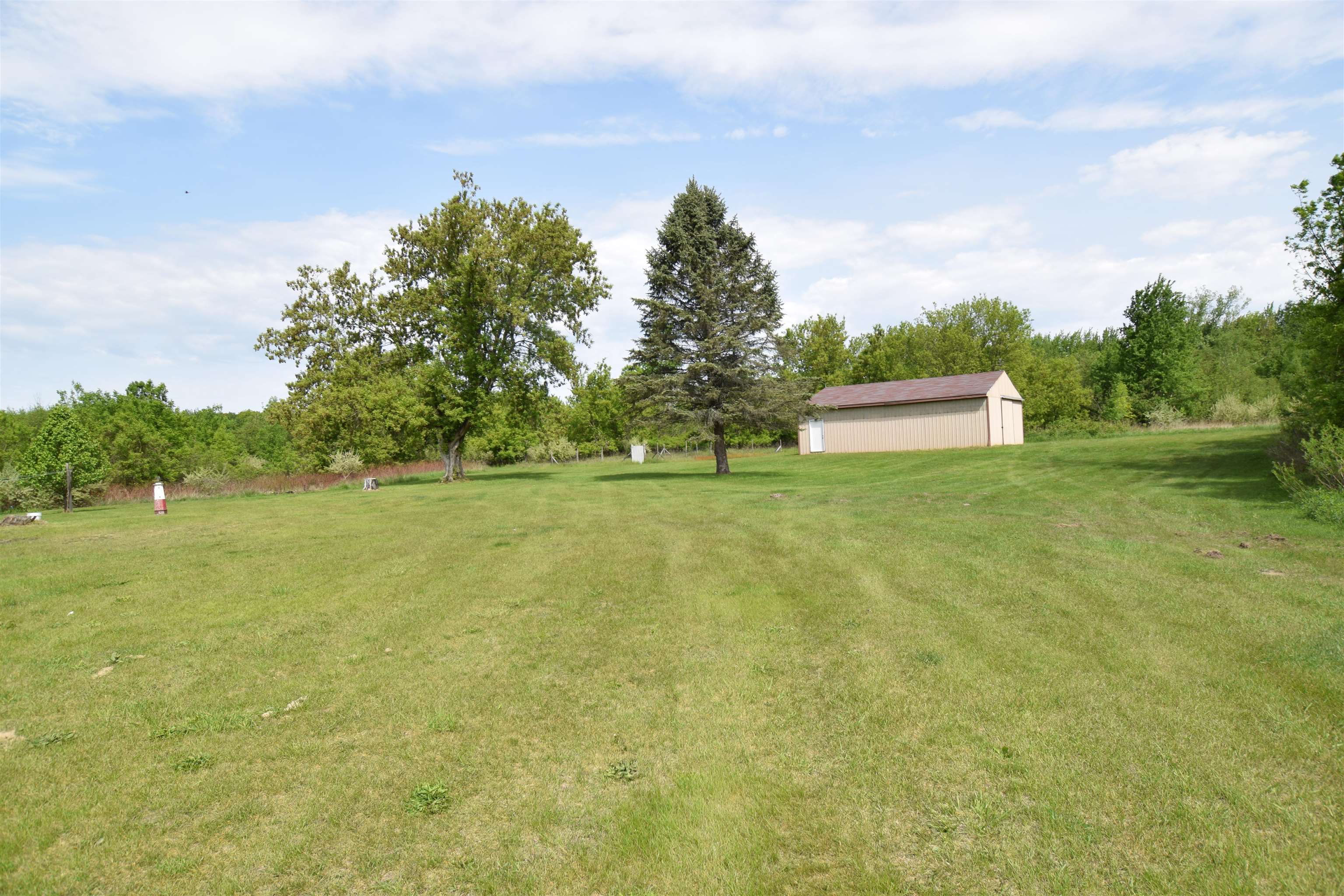 2680 West Erickson Road Rhodes, MI 48652 - Photo 31 of 40