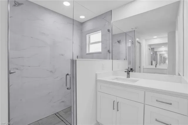 $1,800 | 2812 15th Street Southwest, Lehigh Acres, FL 33976