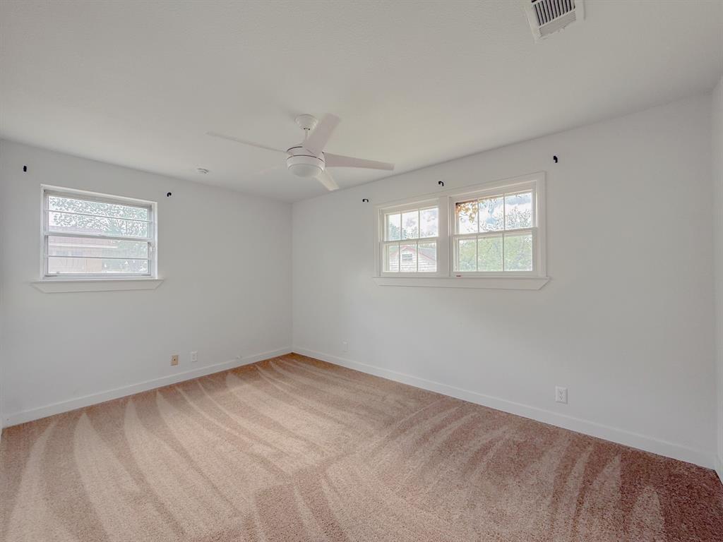 4013 Wedgworth Road South Fort Worth, TX 76133 - Photo 18 of 35