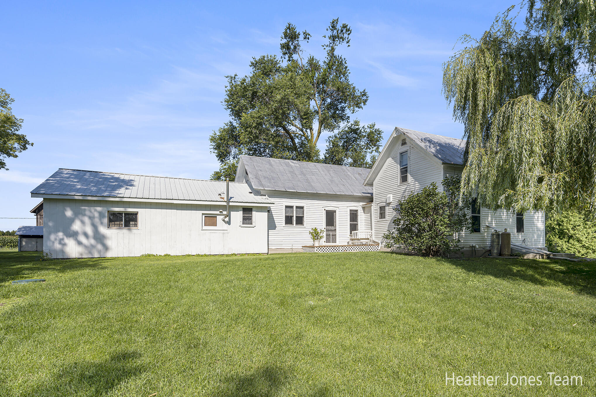 2667 West County Farm Road Sheridan, MI 48884 - Photo 23 of 32 2667WCountyFarmRd_39