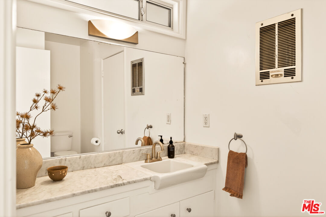 1362 Marinette Road Pacific Palisades, CA 90272 - Photo 24 of 46