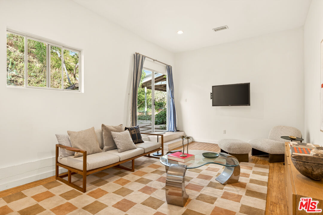 1362 Marinette Road Pacific Palisades, CA 90272 - Photo 34 of 46
