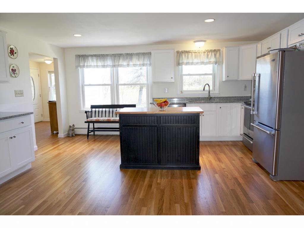 12 Four Rod Road Rochester, NH 03867 - Photo 3 of 19