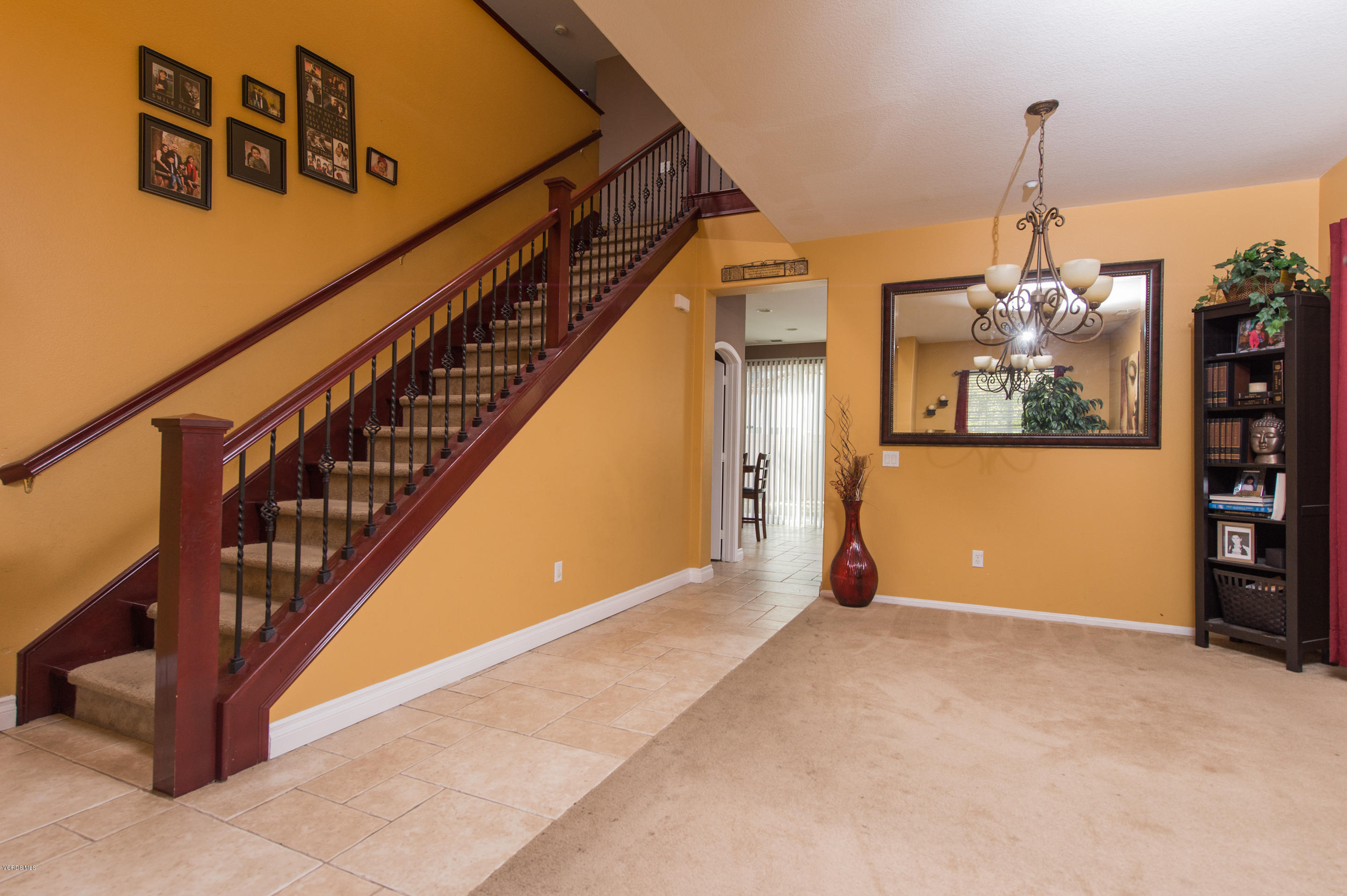 615 Halifax Lane Oxnard, CA 93035 - Photo 3 of 12 a view of a hallway with windows