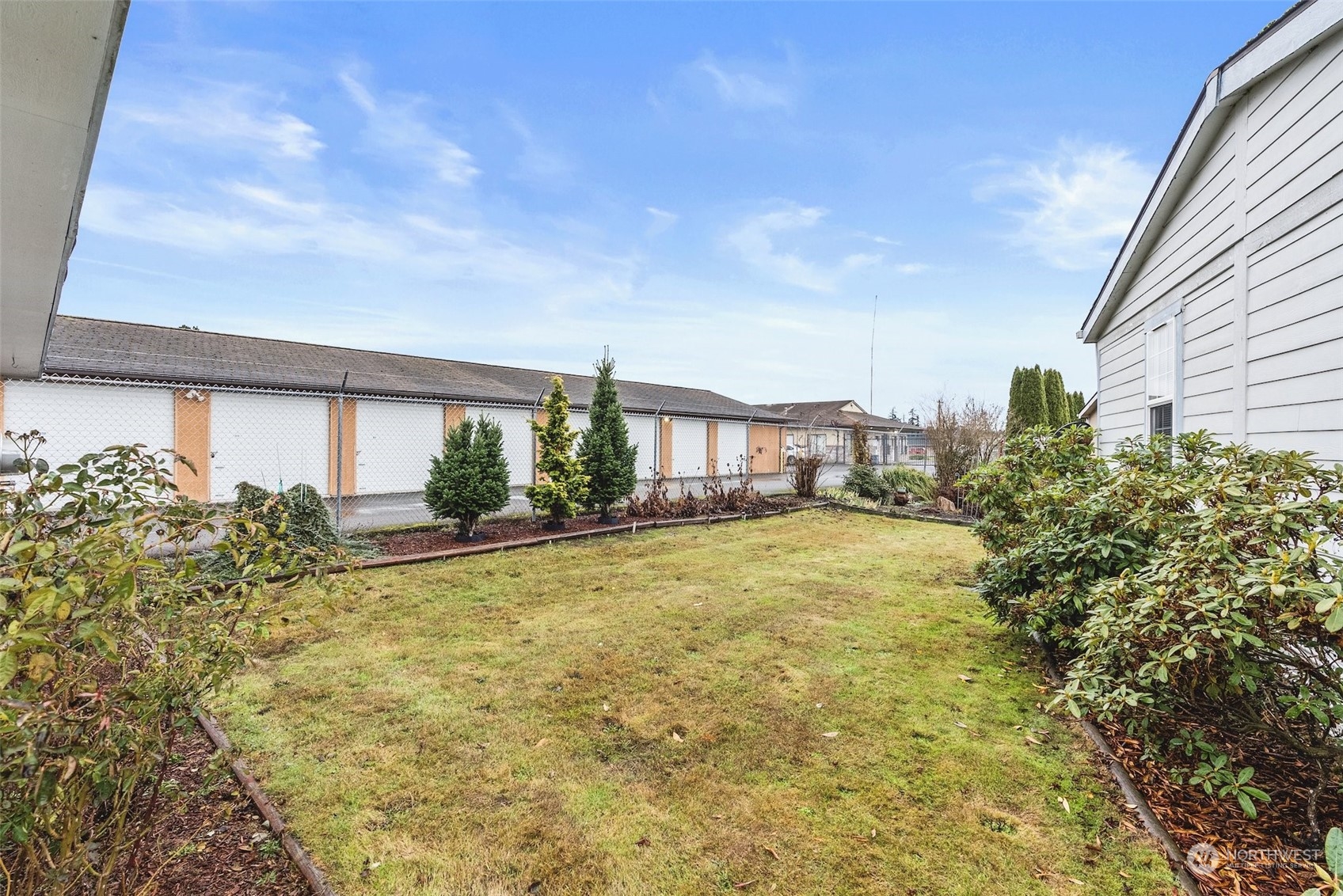 1529 Bishop Road, Unit F Chehalis, WA 98532 - Photo 20 of 21 a swimming pool with outdoor seating and yard