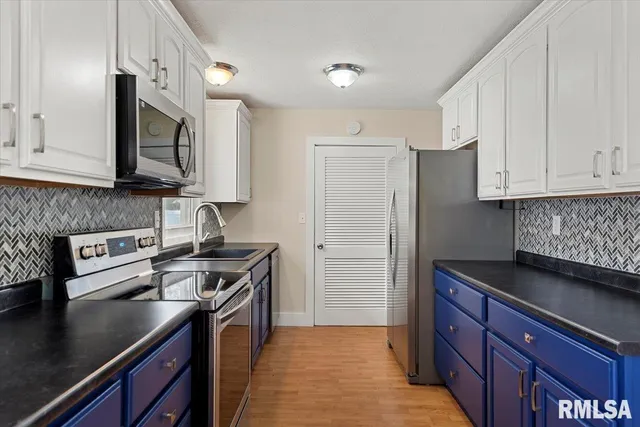 $199,900 | 1108 Monroe Street, Pawnee, IL 62558