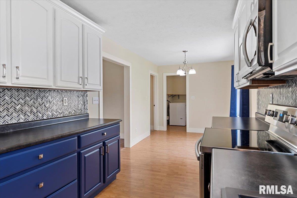 1108 Monroe Street Pawnee, IL 62558 - Photo 13 of 36