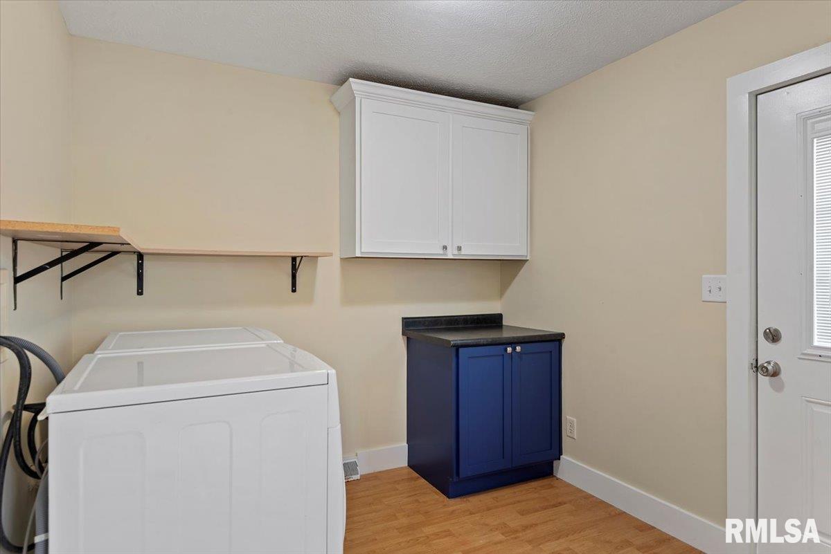 1108 Monroe Street Pawnee, IL 62558 - Photo 15 of 36