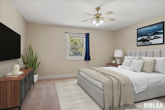 $199,900 | 1108 Monroe Street, Pawnee, IL 62558