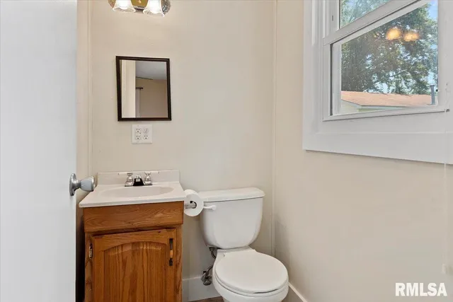 $199,900 | 1108 Monroe Street, Pawnee, IL 62558