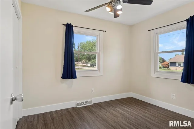 $199,900 | 1108 Monroe Street, Pawnee, IL 62558