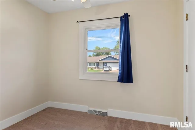 $199,900 | 1108 Monroe Street, Pawnee, IL 62558