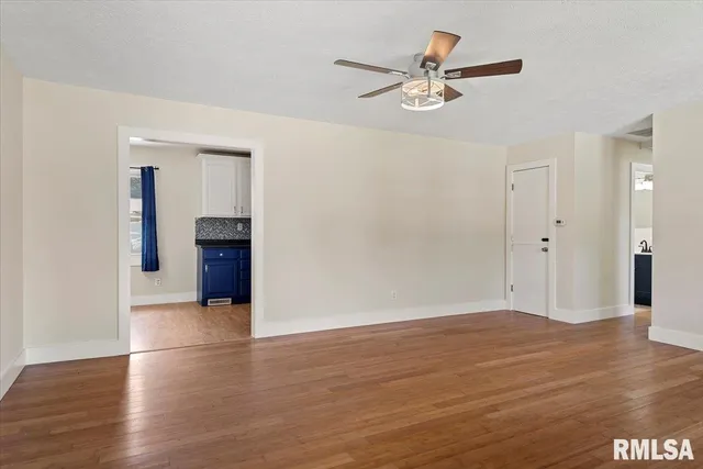 $199,900 | 1108 Monroe Street, Pawnee, IL 62558