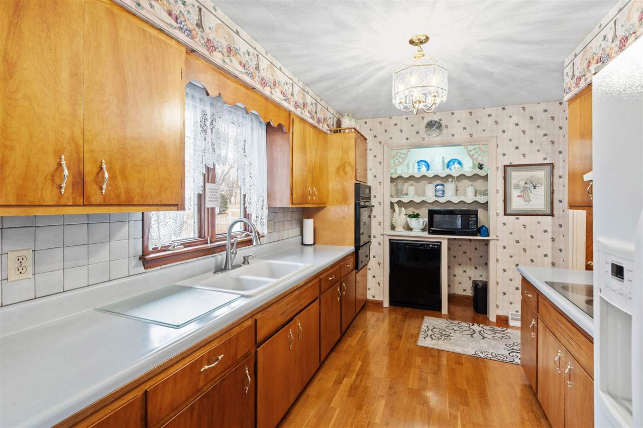 1226 Ridge Road Columbus Junction, IA 52738 - Photo 9 of 55 Gallery Image 9