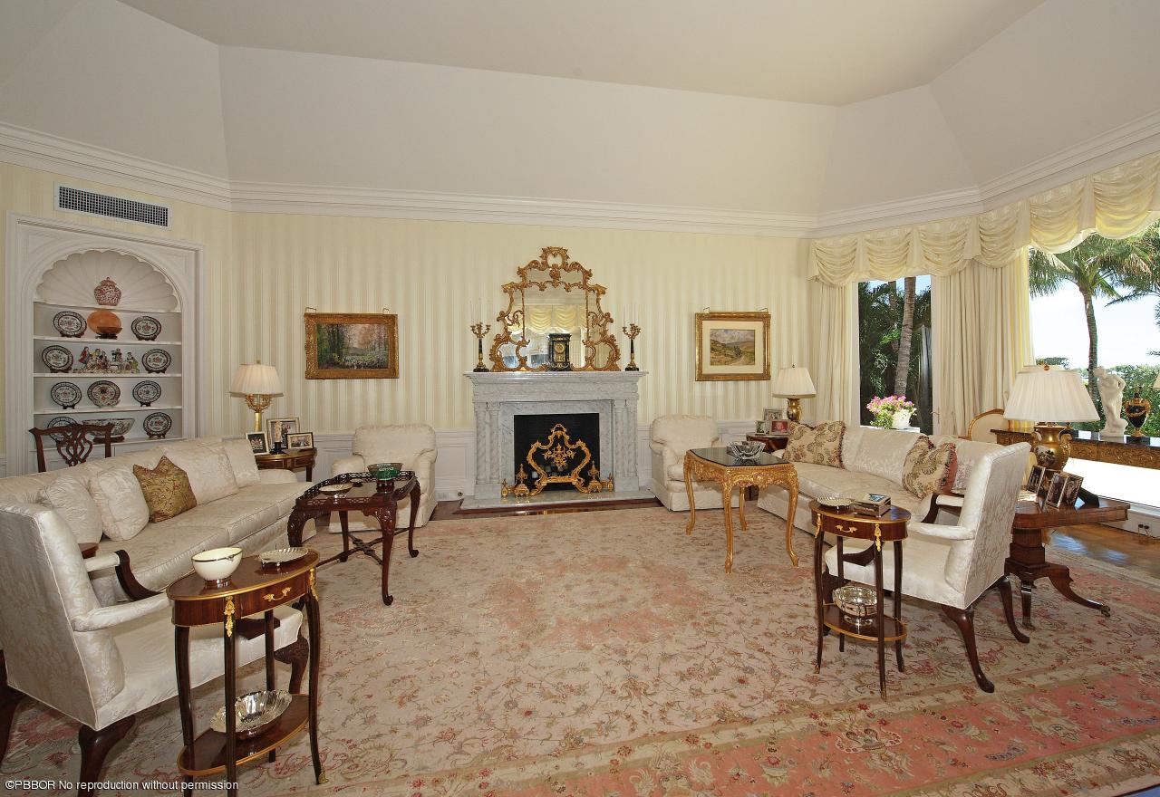 340 Polmer Park Road Palm Beach, FL 33480 - Photo 5 of 18 5