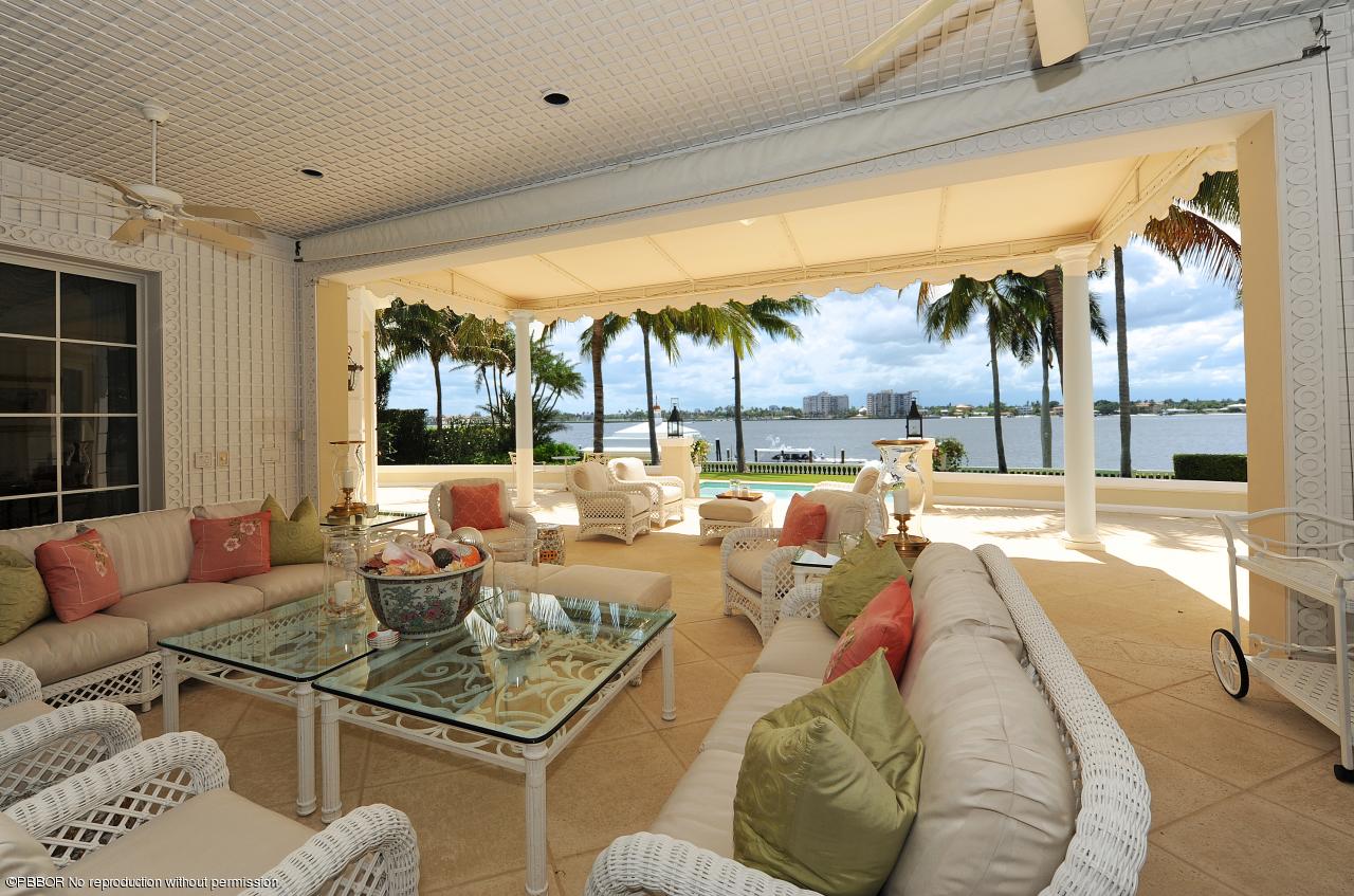 340 Polmer Park Road Palm Beach, FL 33480 - Photo 7 of 18 7