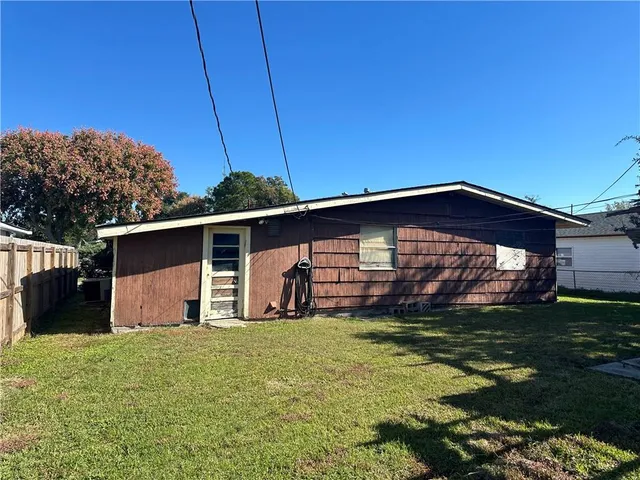 $99,000 | 1820 Cedarwood Avenue, Gretna, LA 70056