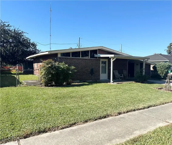 $99,000 | 1820 Cedarwood Avenue, Gretna, LA 70056